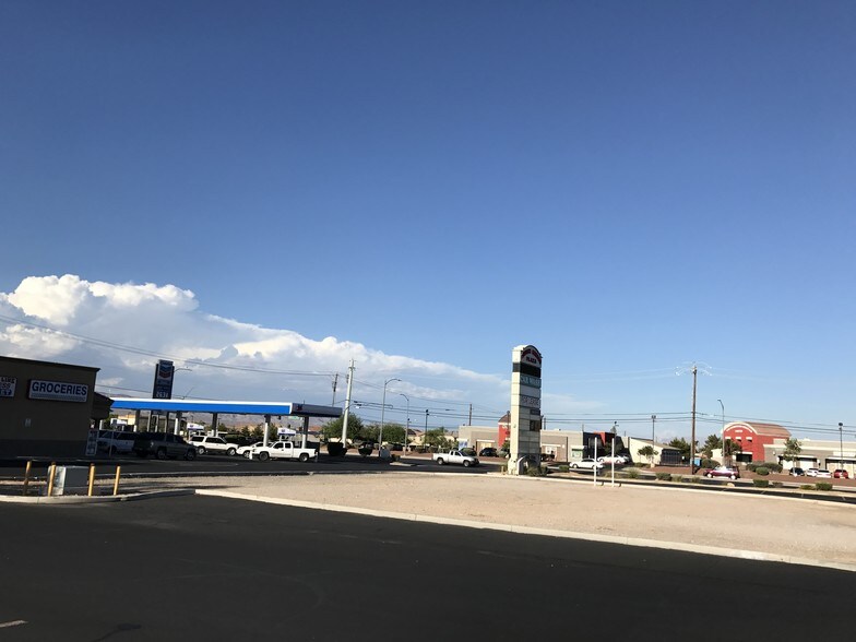 3915 N Martin Luther King Blvd, North Las Vegas, NV à louer - Photo de l’immeuble – Image 3 sur 4