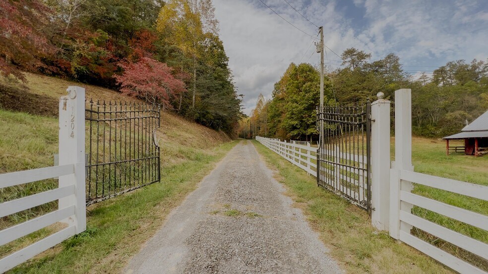 1204 S New Era Rd, Sevierville, TN à vendre - Photo principale – Image 1 sur 28