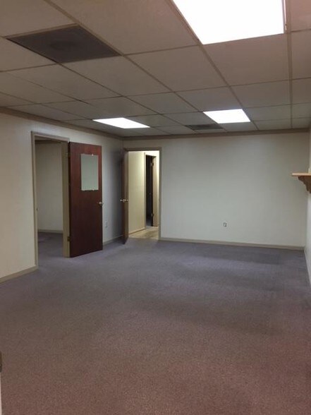 1866 Main St, Baker, LA à vendre - Photo intérieure – Image 3 sur 7