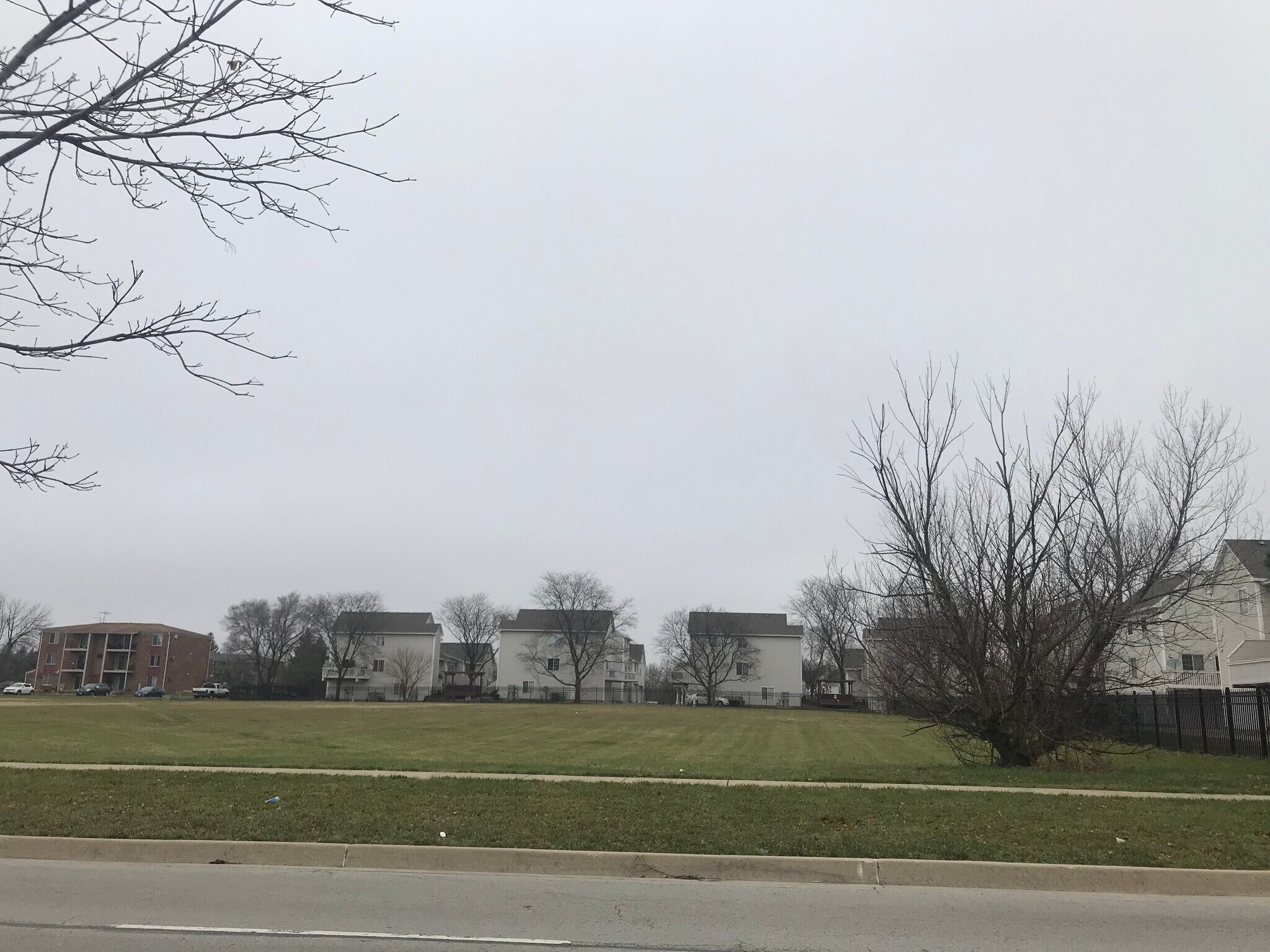 Lot 5C and 5D Lily Cache Ln, Bolingbrook, IL à vendre Photo principale– Image 1 sur 9