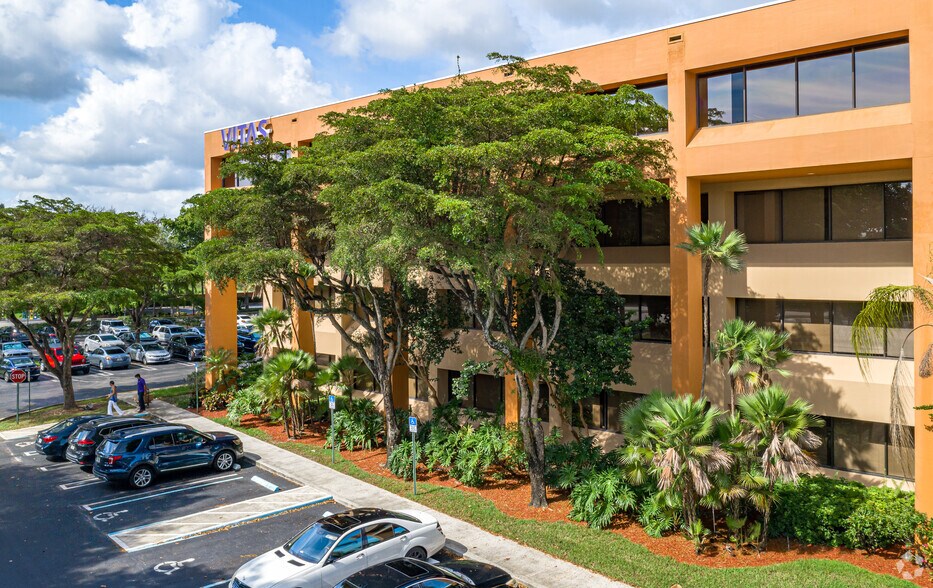 1901 S Congress Ave, Boynton Beach, FL à vendre - Photo de l’immeuble – Image 3 sur 11