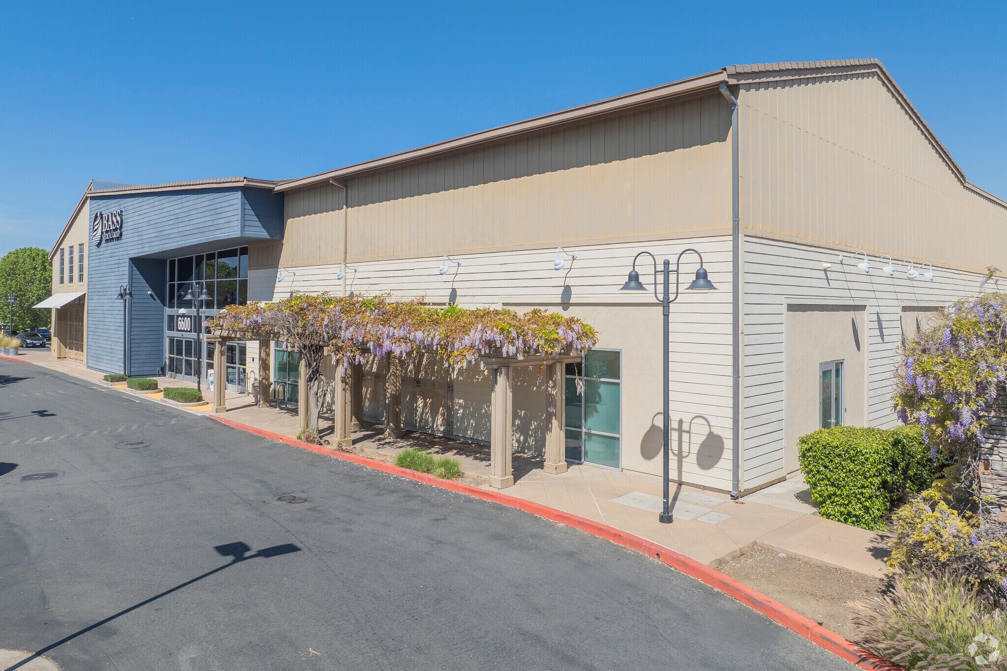 6600 Lone Tree Way, Brentwood, CA à louer Photo principale– Image 1 sur 11