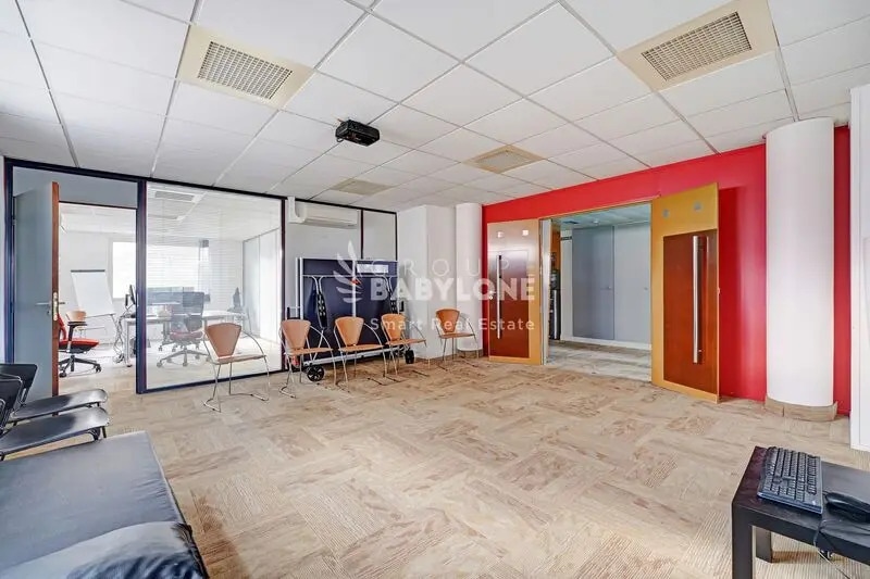 Bureau dans Asnières-sur-Seine à vendre Photo de l’immeuble– Image 1 sur 13