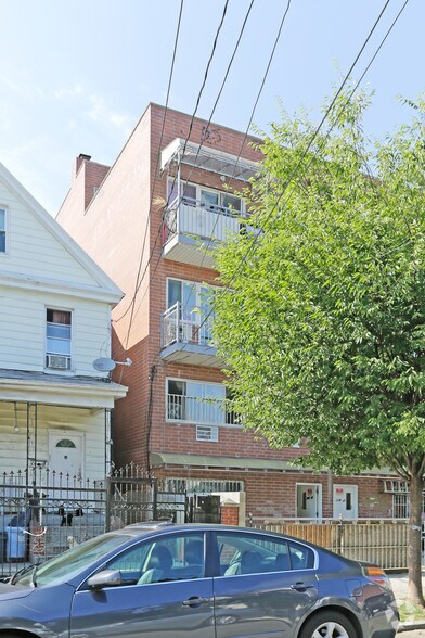 Multifamily Portfolio Sale portefeuille de 16 biens à vendre sur LoopNet.fr - Photo principale – Image 3 sur 13