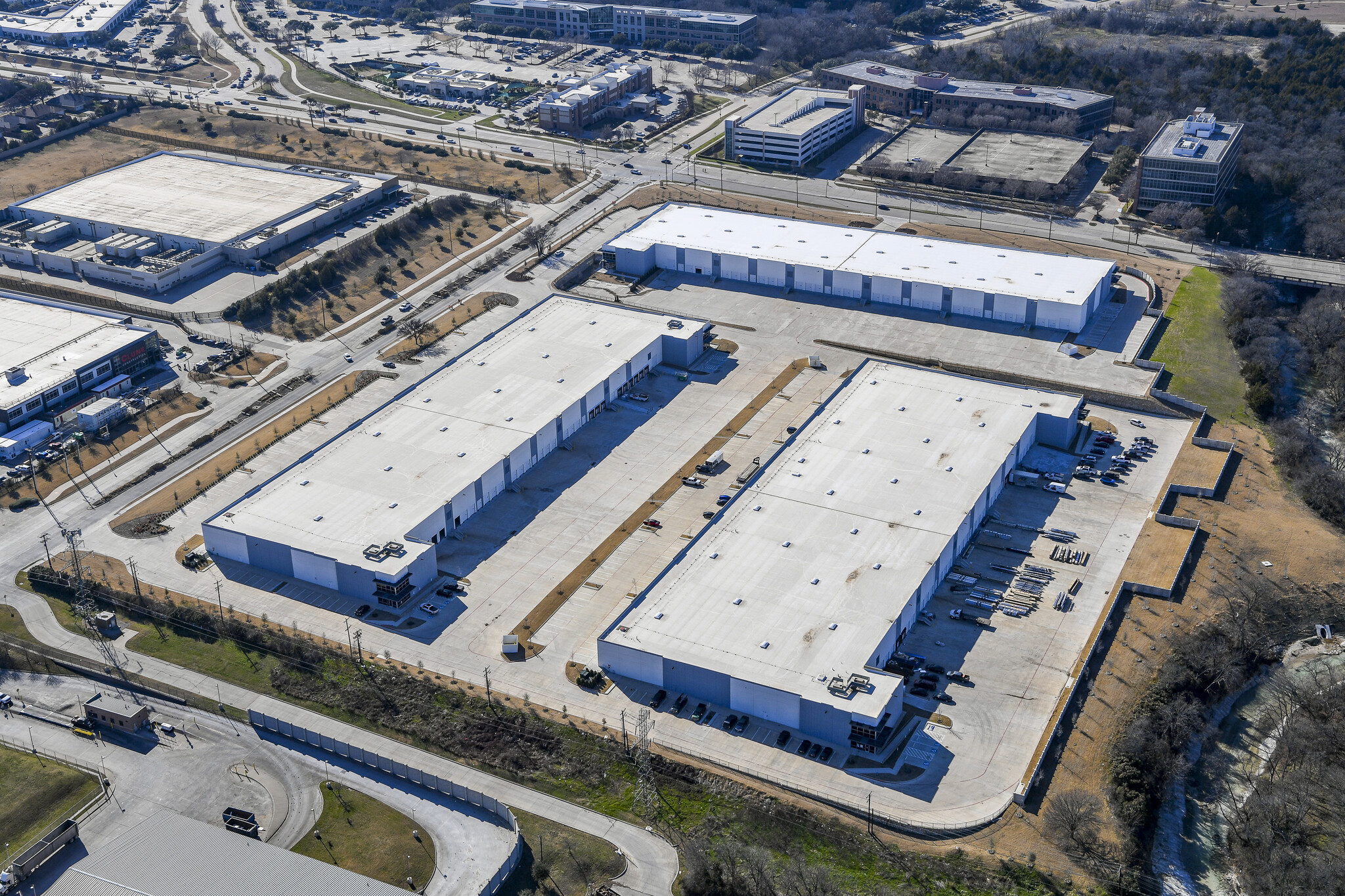 1401 E Lookout Dr, Richardson, TX à louer Photo principale– Image 1 sur 5