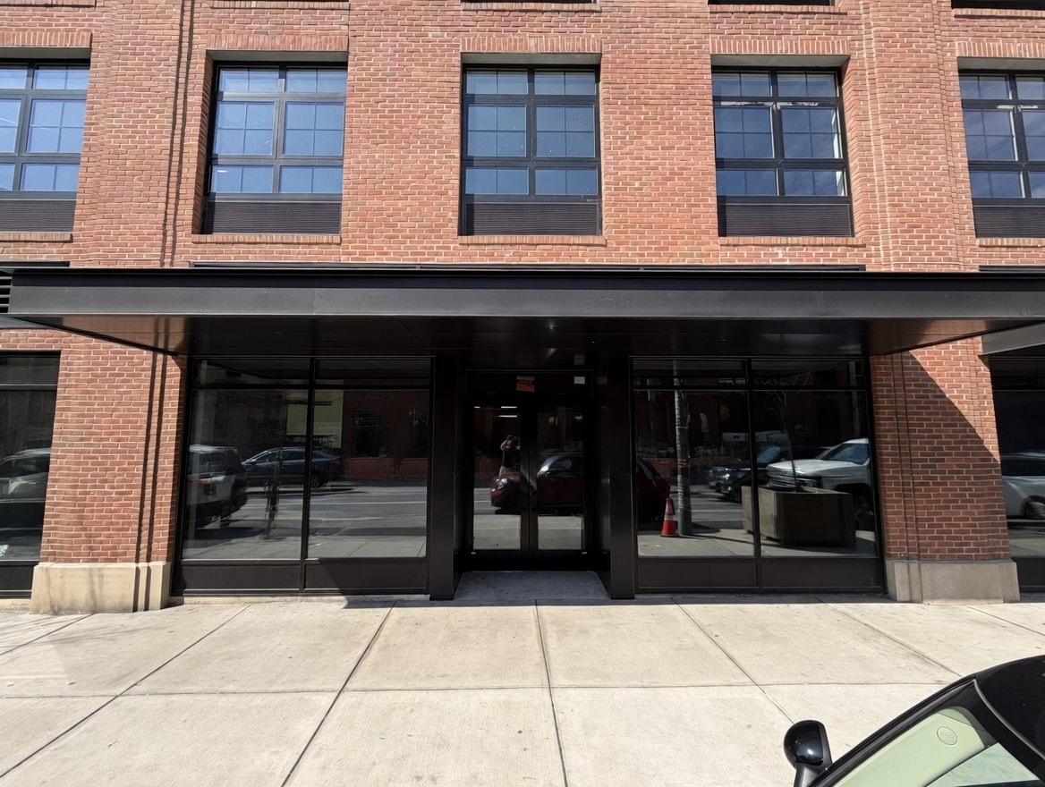 1122 Frankford Ave, Philadelphia, PA à louer Photo intérieure– Image 1 sur 3