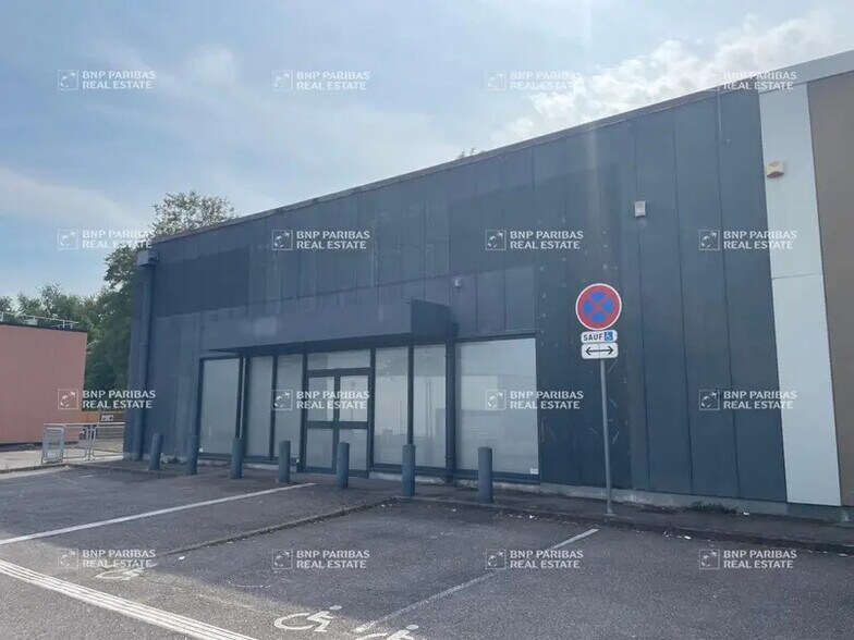 Local commercial dans Frouard à louer - Photo de l’immeuble – Image 2 sur 13
