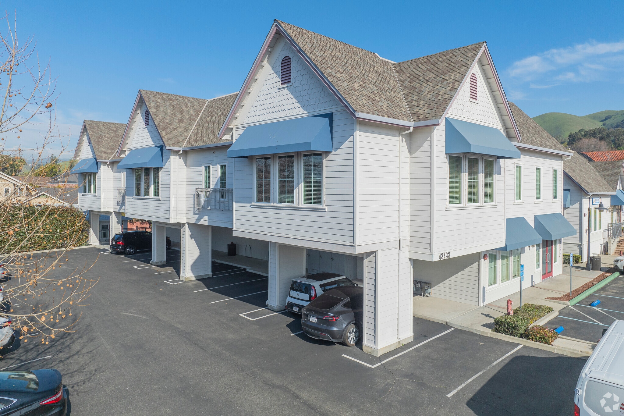 43427-43433 Mission Blvd, Fremont, CA à louer Photo principale– Image 1 sur 10