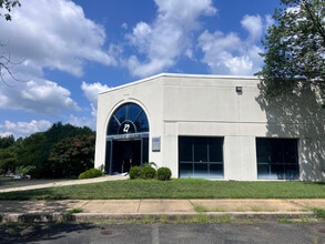 8800-8816 Jericho City Dr, Landover, MD à louer Photo de l’immeuble– Image 2 sur 19