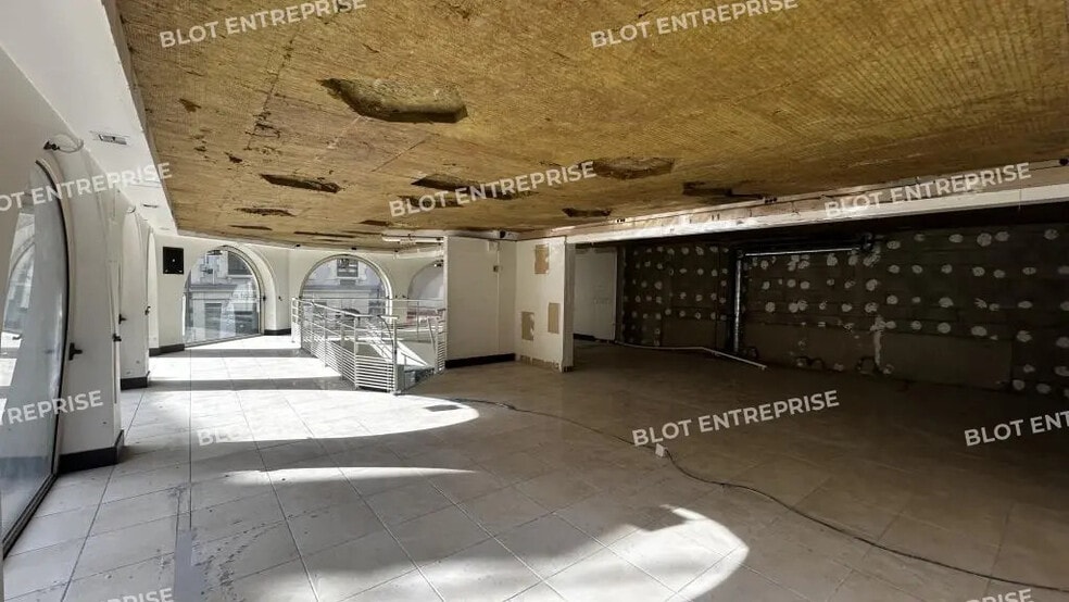 Bureau dans Rennes à louer - Photo de l’immeuble – Image 3 sur 9