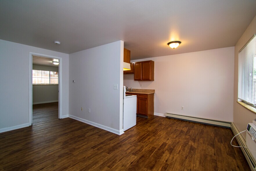 208 S Jefferson Ave, Loveland, CO à vendre - Photo intérieure – Image 3 sur 6