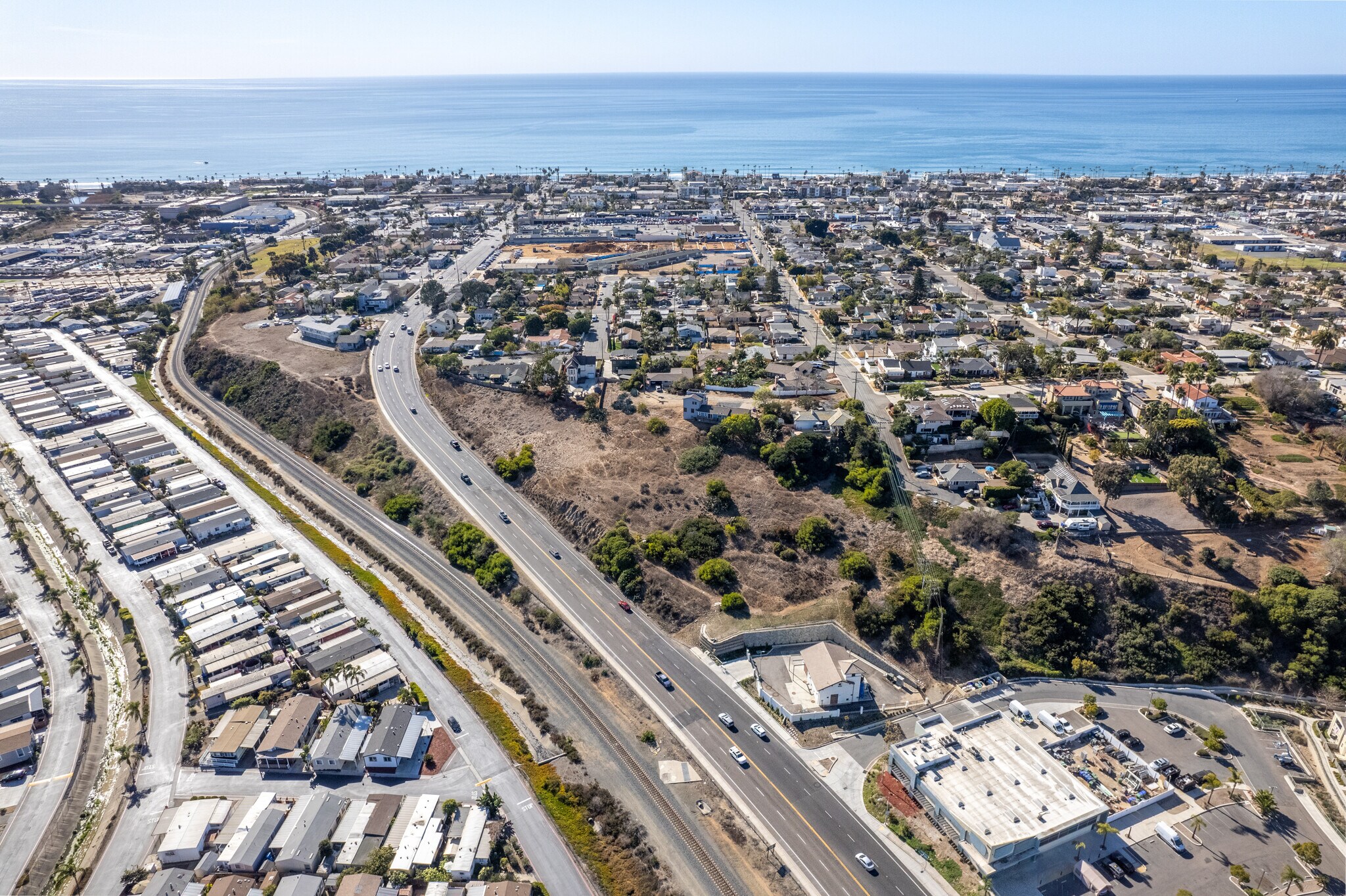 00 Oceanside Blvd, Oceanside, CA à vendre Photo de l’immeuble– Image 1 sur 3