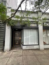 8327-8329 N Denver Ave, Portland, OR à louer Photo intérieure– Image 1 sur 4