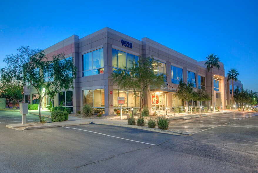 9520 W Palm Ln, Phoenix, AZ à louer - Photo de l’immeuble – Image 2 sur 6