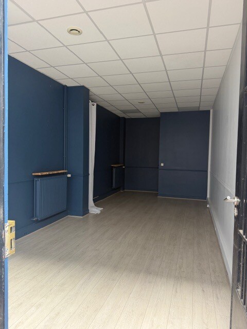 Rue Chaptal, Levallois-Perret, HDS 92300 - - - Photo intérieure - Image 2 of 2