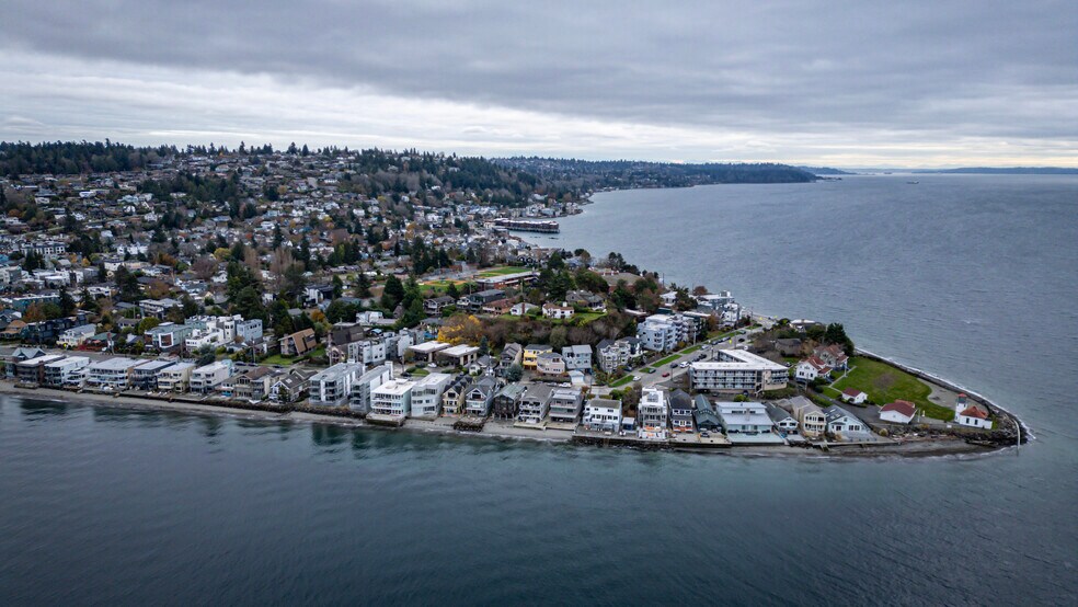 3035 64th Ave SW, Seattle, WA à vendre - Photo de l’immeuble – Image 2 sur 15