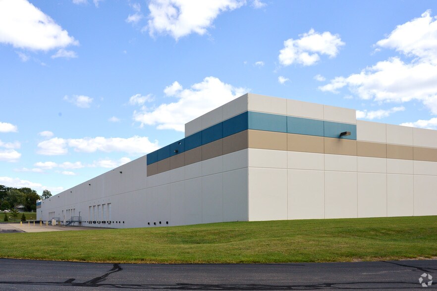 2815 S Gettysburg Dr, Dayton, OH à louer - Photo de l’immeuble – Image 3 sur 5