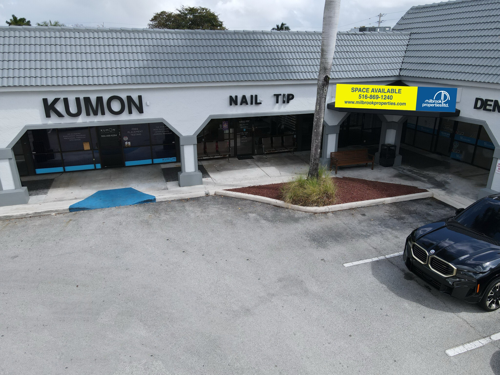 11210-11300 Pines Blvd, Pembroke Pines, FL à louer Photo intérieure– Image 1 sur 9