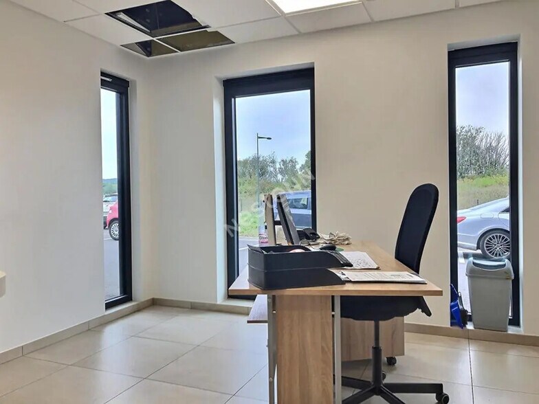 Bureau dans Thionville à louer - Photo de l’immeuble – Image 2 sur 13