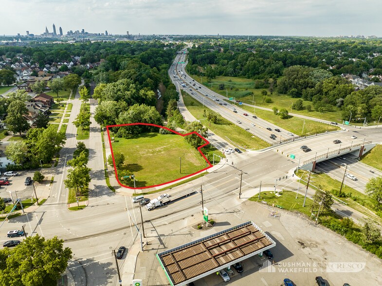 4071 E 49th St, Newburgh Heights, OH à vendre - Aérien – Image 2 sur 4