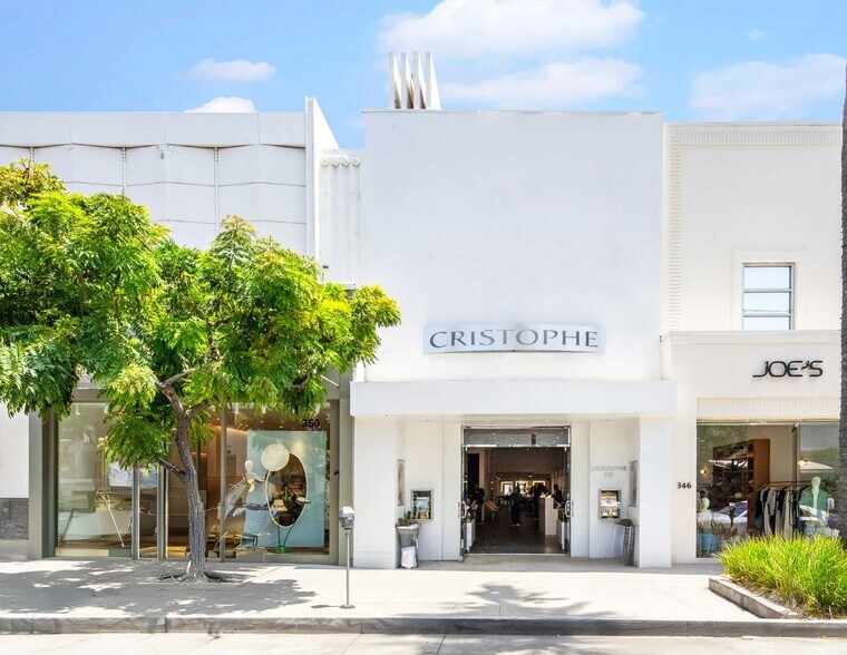 348 N Beverly Dr, Beverly Hills, CA à louer - Photo de l’immeuble – Image 1 sur 4