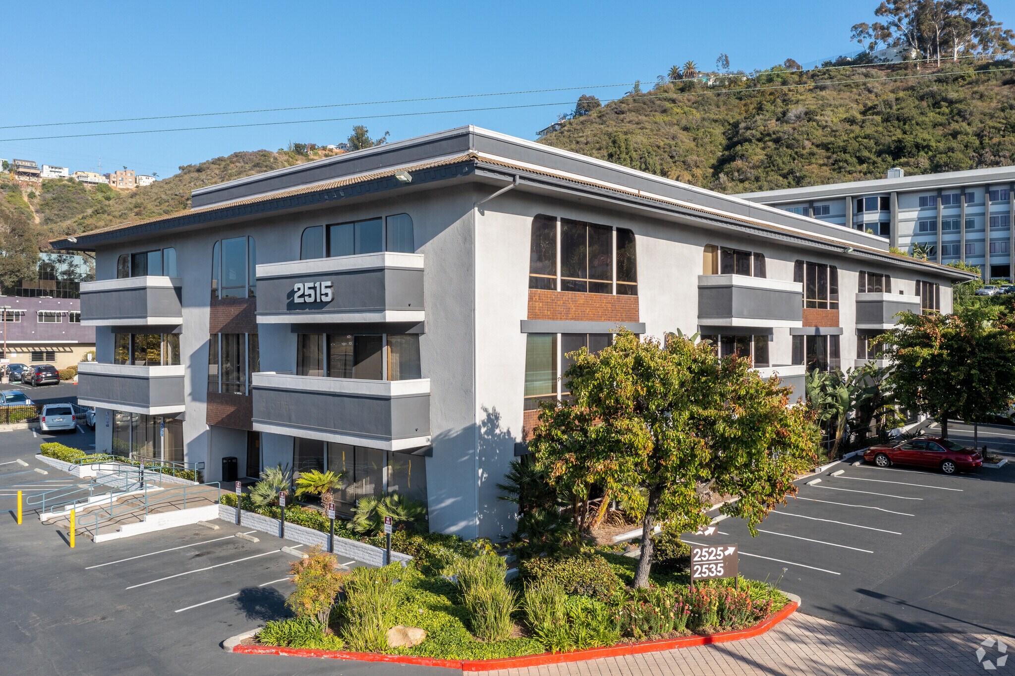 2515 Camino del Rio S, San Diego, CA à louer Photo principale– Image 1 sur 8