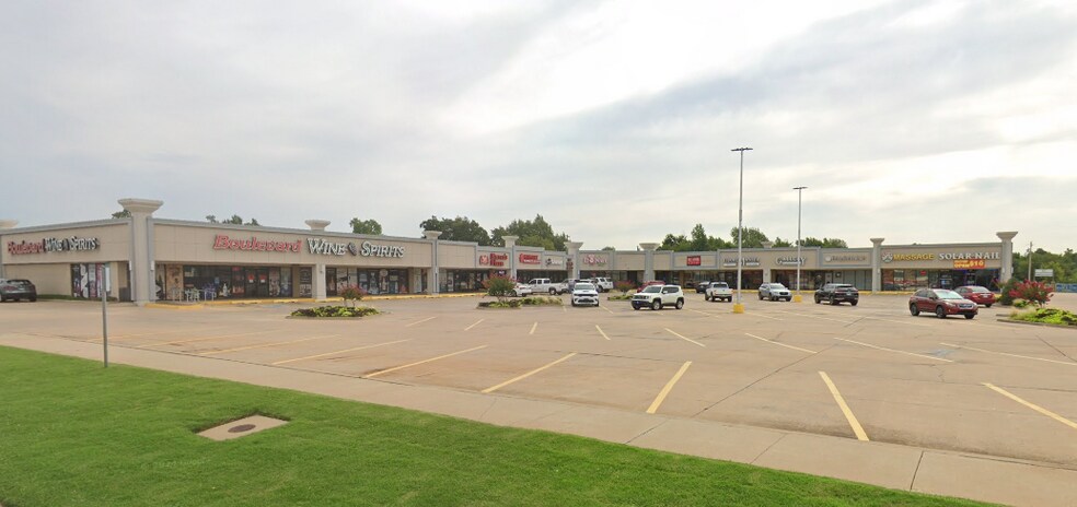 3200 S Boulevard St, Edmond, OK à louer - Photo de l’immeuble – Image 3 sur 3