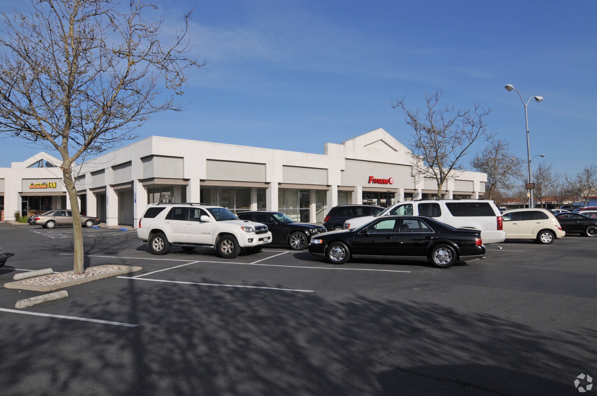 2311 N Tracy Blvd, Tracy, CA à louer Photo de l’immeuble– Image 1 sur 4