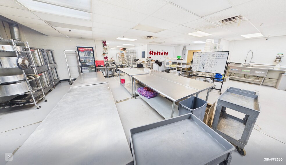 27 Utter Ave, Hawthorne, NJ à louer - Photo de l’immeuble – Image 3 sur 9