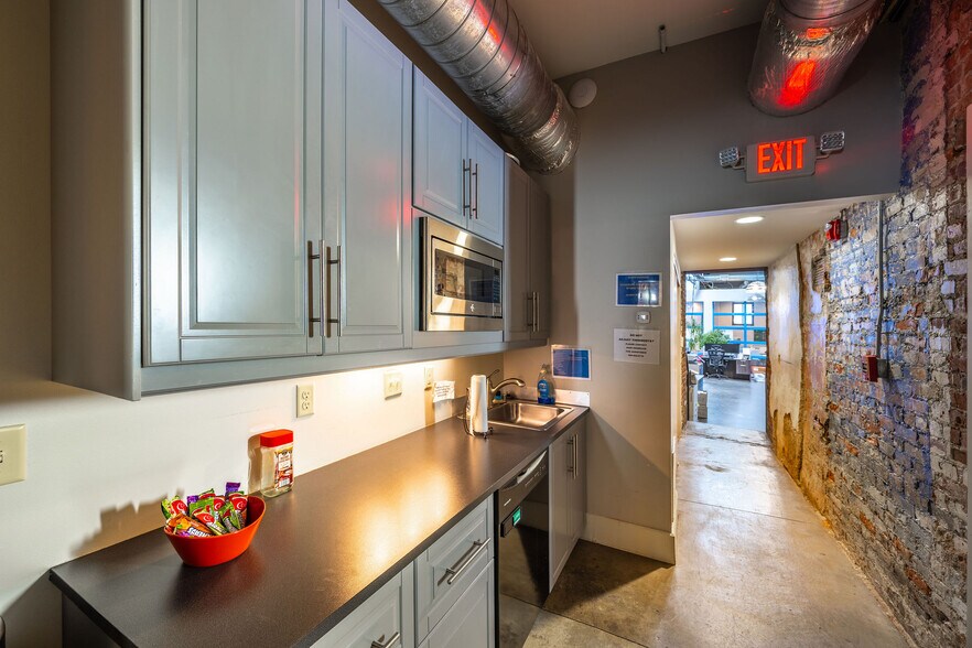 632 Russell St, Covington, KY à louer - Photo intérieure – Image 3 sur 12