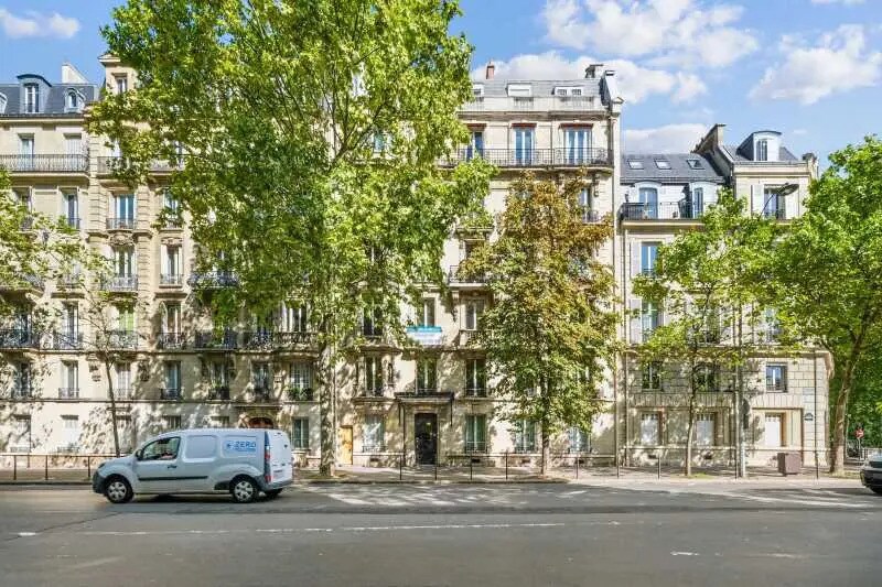 174 Boulevard Malesherbes, Paris à louer - Photo de l’immeuble – Image 3 sur 3