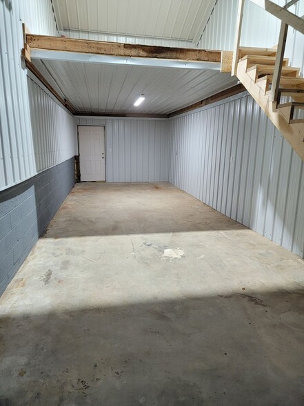 123-139 Ragland Rd, Jackson, TN à louer - Photo de l’immeuble – Image 3 sur 23