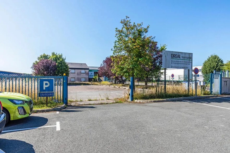 12 Rue De Melleville, Angerville-la-Campagne à vendre - Photo de l’immeuble – Image 1 sur 23