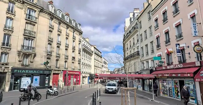 Plus de détails pour Local commercial à vendre