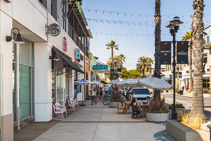 5th St, Huntington Beach, CA à louer - Photo de l’immeuble – Image 3 sur 16