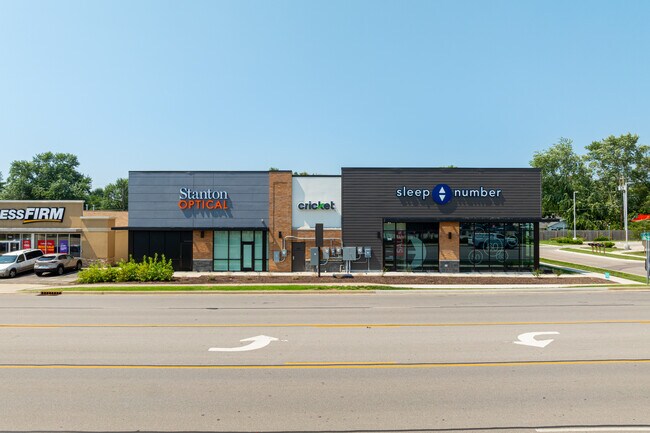 Plus de détails pour 1980 N National Rd, Columbus, IN - Local commercial à vendre