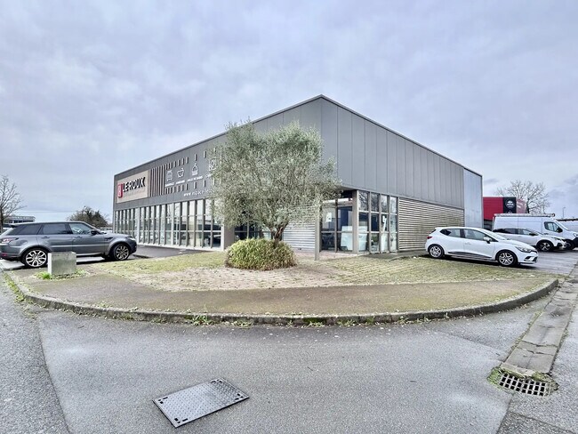 Plus de détails pour Local commercial à louer