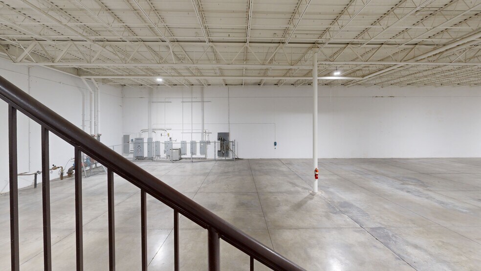 3201 N Ridge Rd E, Ashtabula, OH à louer - Numérisation 3D Matterport – Image 3 sur 29