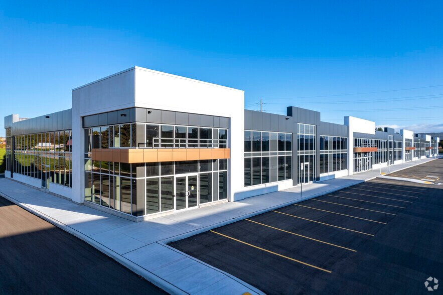 3185 Harvester Rd, Burlington, ON à louer - Photo principale – Image 1 sur 5