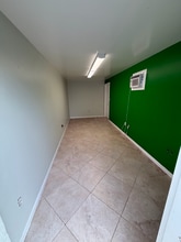 2155 NW Settle Ave, Port Saint Lucie, FL à louer Photo intérieure– Image 2 sur 4