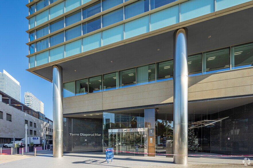 Carrer de Josep Pla, 2, Barcelone, Barcelona à louer - Photo de l’immeuble – Image 3 sur 8