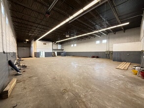 1301 Brummel Dr, Elk Grove Village, IL à louer Photo intérieure– Image 2 sur 7