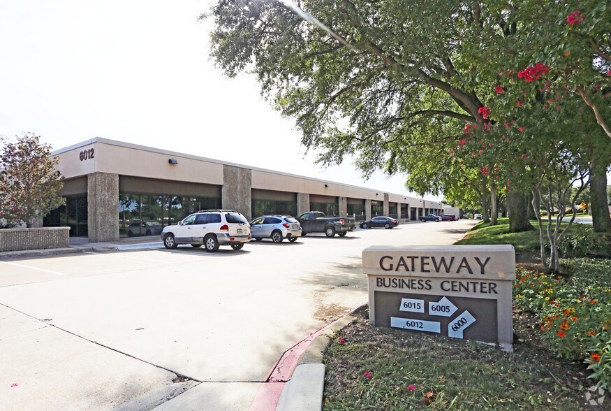 6012 Campus Circle Dr W, Irving, TX à louer - Photo principale – Image 1 sur 7