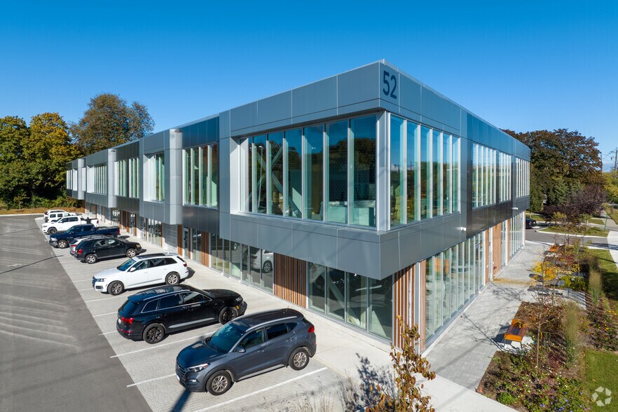 52 Scarsdale Rd, Toronto, ON à vendre - Photo principale – Image 1 sur 7