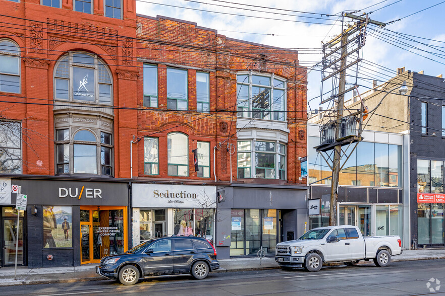 493-497 Queen St W, Toronto, ON à louer - Photo de l’immeuble – Image 3 sur 4
