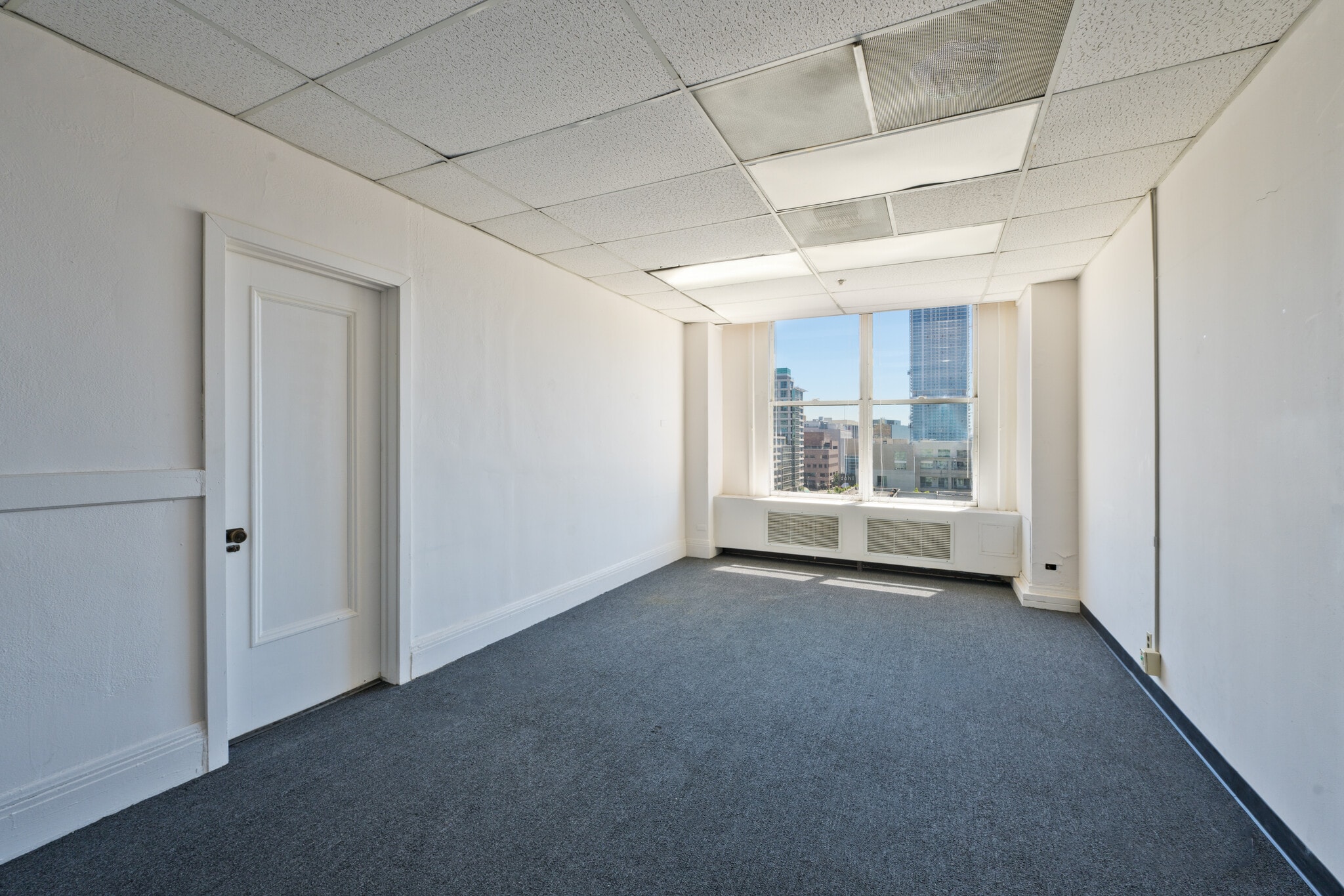 710-714 W Olympic Blvd, Los Angeles, CA à louer Photo de l’immeuble– Image 1 sur 4