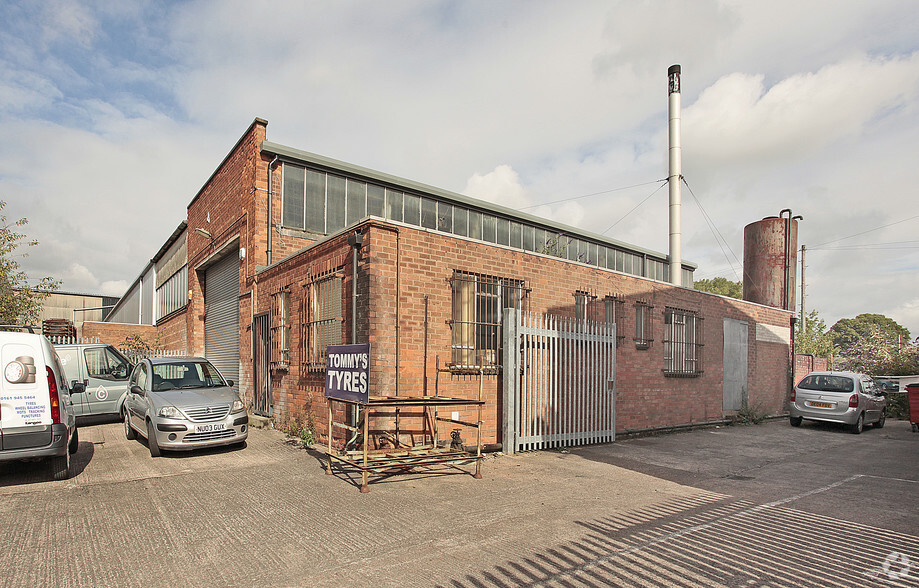 50 Leestone Rd, Manchester à louer - Photo de l’immeuble – Image 2 sur 4