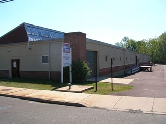 Plus de détails pour 410 E Walnut St, Perkasie, PA - Industriel/Logistique à louer