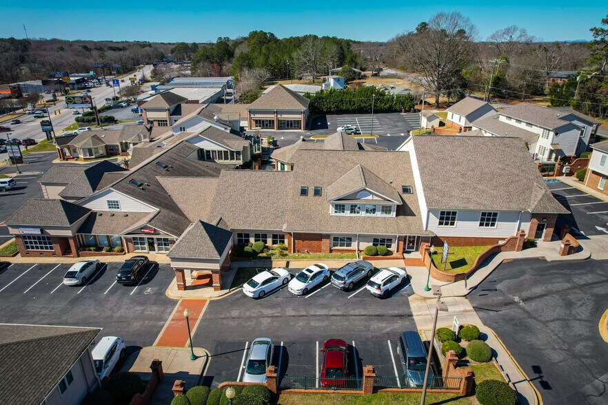 4126 Clemson Blvd, Anderson, SC à louer - Photo de l’immeuble – Image 3 sur 5