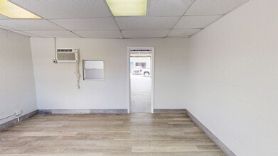 3161-3181 NE 5th Ave, Oakland Park, FL à louer Numérisation 3D Matterport– Image 1 sur 5